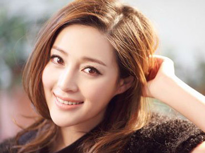 广州代妈有这一举动暗示她很善变